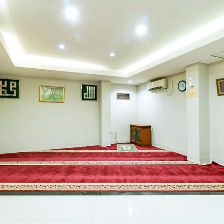 Sofyan Hotel Soepomo Jakarta Exterior foto